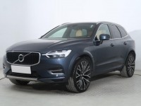 Volvo XC60  T8 Twin Engine Momentum