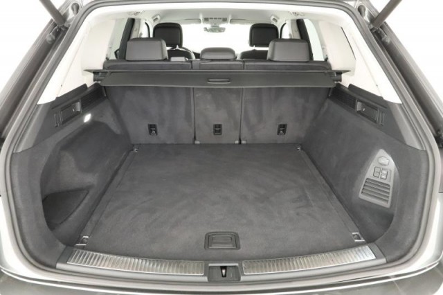 Volkswagen Touareg  3.0 TDI 
