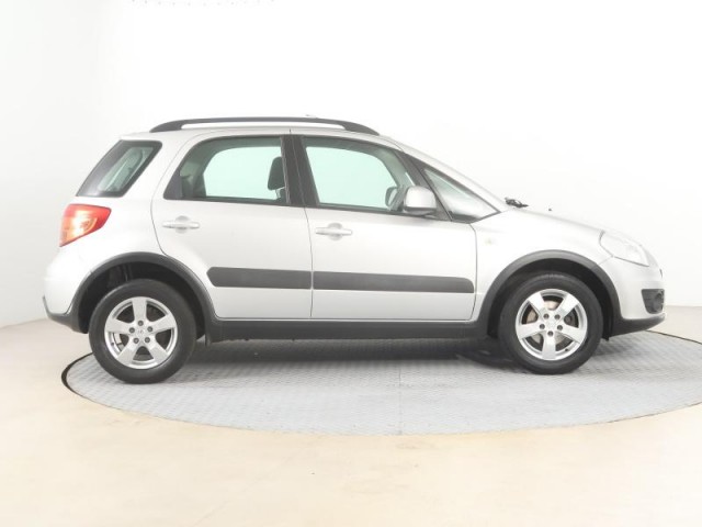 Suzuki SX4  1.6 VVT 