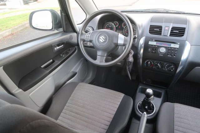 Suzuki SX4  1.6 VVT 