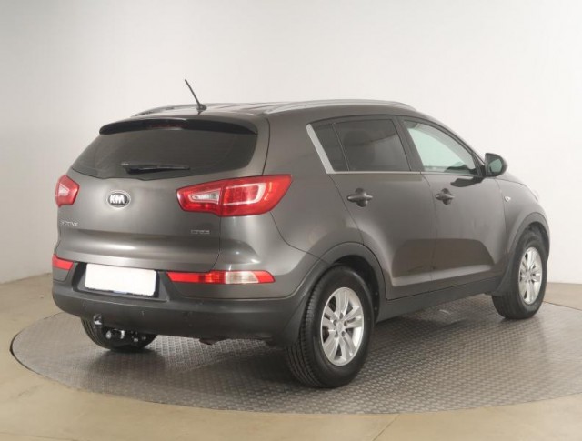 Kia Sportage  1.7 CRDi Silver
