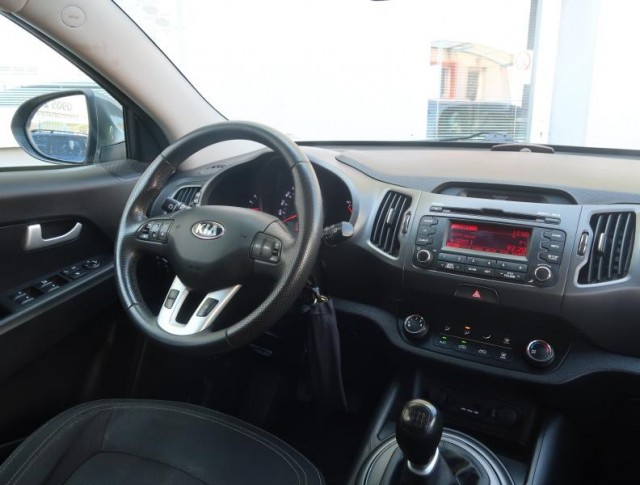 Kia Sportage  1.7 CRDi Silver
