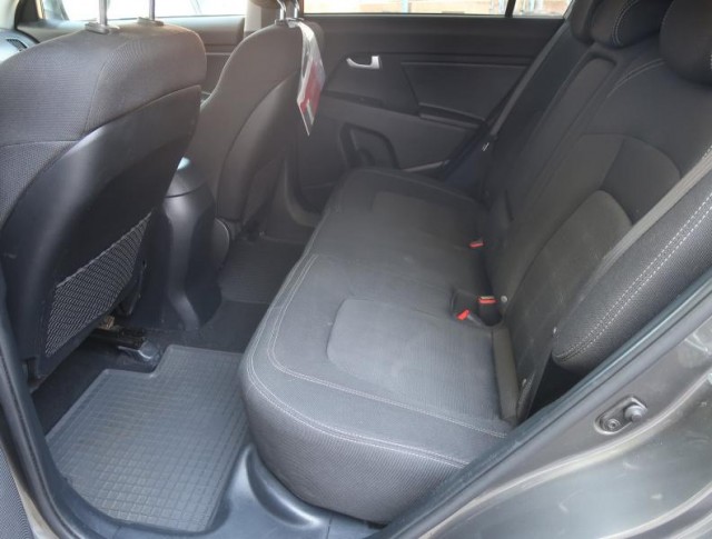 Kia Sportage  1.7 CRDi Silver