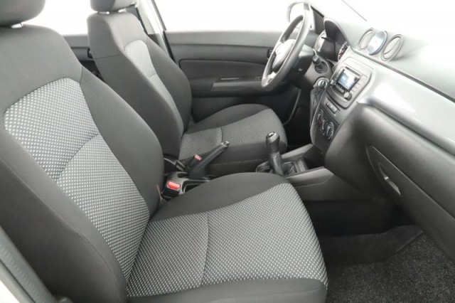 Suzuki Vitara  1.6 VVT GL