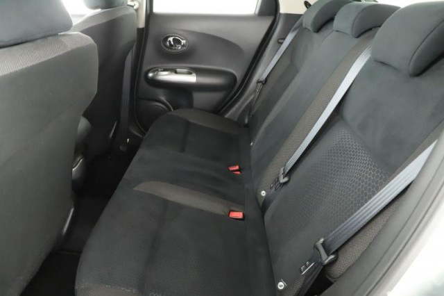 Nissan Juke  1.6 i 