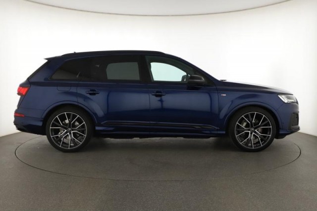 Audi Q7  50 TDI S-Line