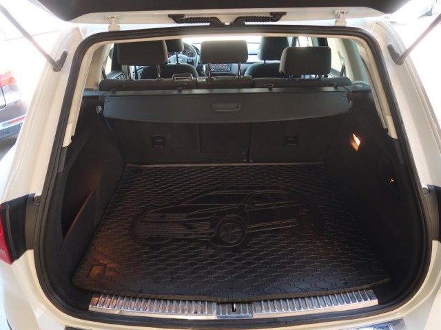 Volkswagen Touareg  3.0 TDI 