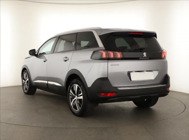 Peugeot 5008  1.5 BlueHDi 
