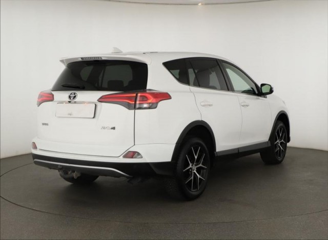 Toyota RAV 4  2.0 D-4D 
