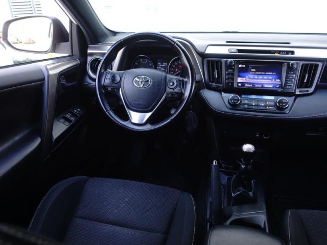 Toyota RAV 4  2.0 D-4D 