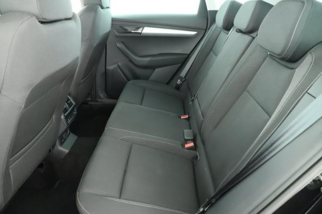 Škoda Karoq  1.5 TSI Drive
