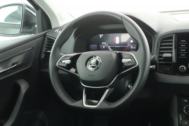 Škoda Karoq  1.5 TSI Drive