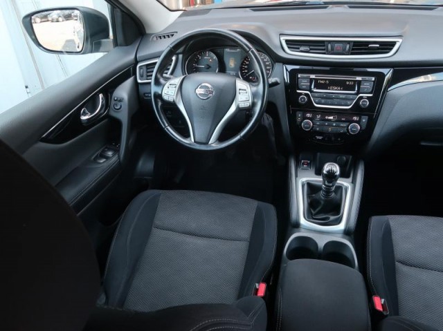 Nissan Qashqai  1.5 dCi 