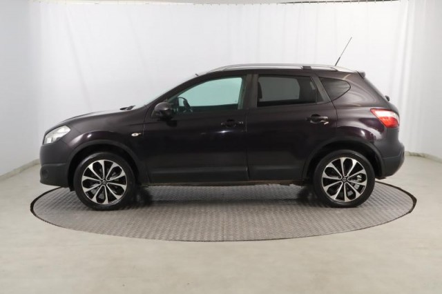 Nissan Qashqai  1.6 