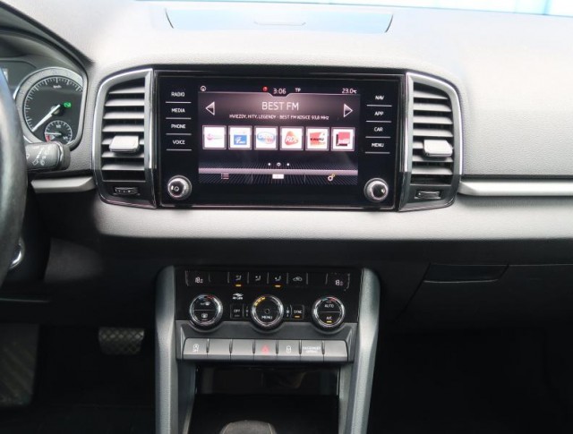 Škoda Karoq  1.5 TSI 