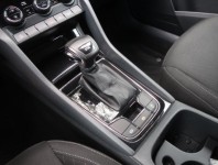 Škoda Karoq  1.5 TSI 