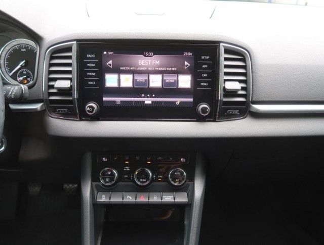 Škoda Karoq  1.5 TSI Style Plus