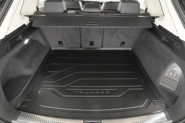 Volkswagen Touareg  3.0 TDI 