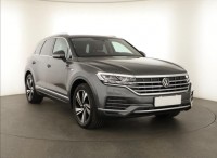 Volkswagen Touareg  3.0 TDI 
