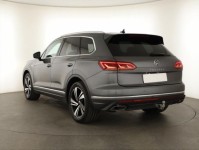 Volkswagen Touareg  3.0 TDI 