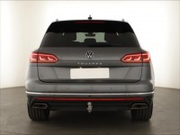 Volkswagen Touareg  3.0 TDI 