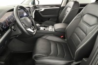 Volkswagen Touareg  3.0 TDI 