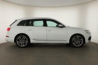 Audi Q7  3.0 TDI S-Line