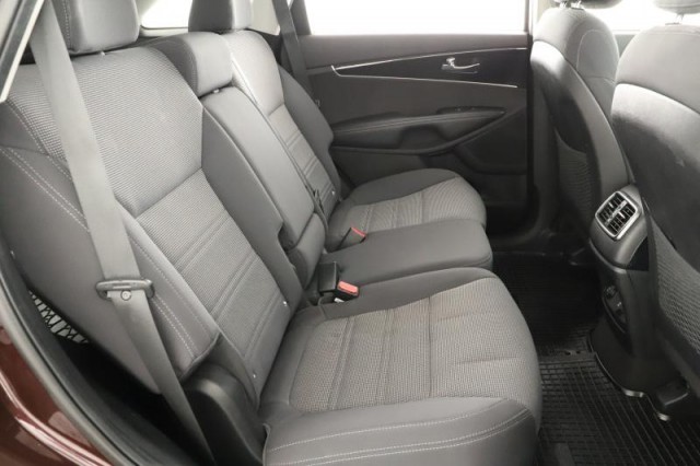 Kia Sorento  2.2 CRDi 