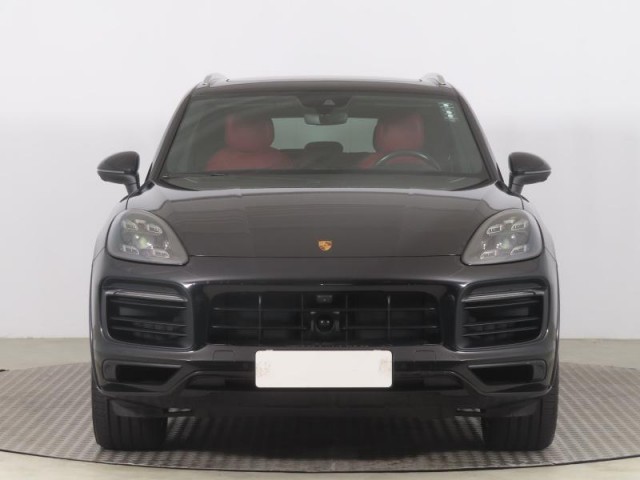 Porsche Cayenne  V6 