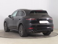 Porsche Cayenne  V6 