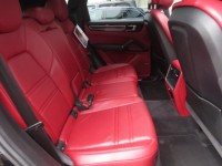 Porsche Cayenne  V6 