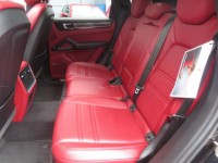 Porsche Cayenne  V6 