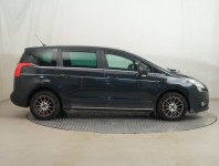 Peugeot 5008  1.6 HDi 