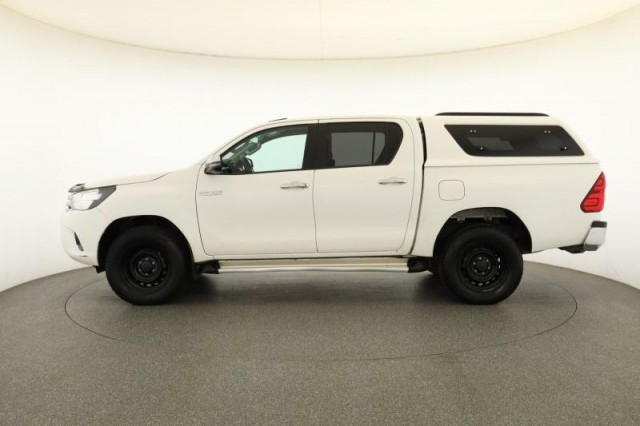 Toyota Hilux  2.4 D-4D 
