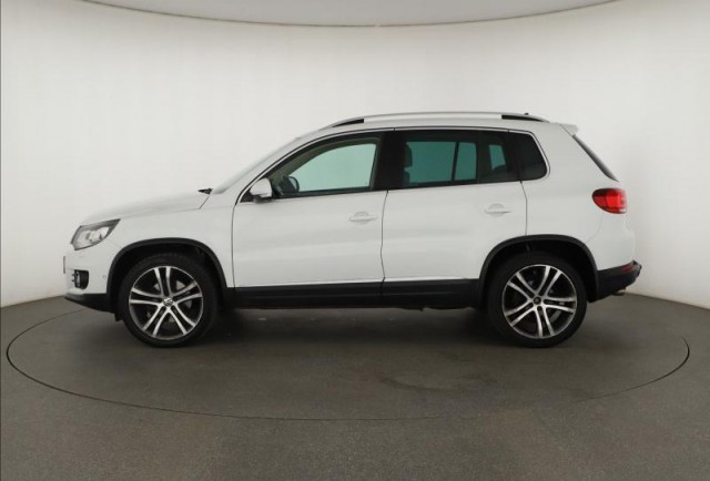 Volkswagen Tiguan  2.0 TDI 