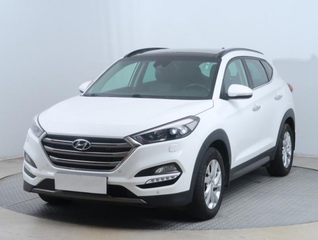 Hyundai Tucson  2.0 CRDi 