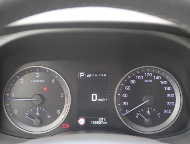 Hyundai Tucson  2.0 CRDi 