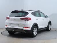 Hyundai Tucson  2.0 CRDi 