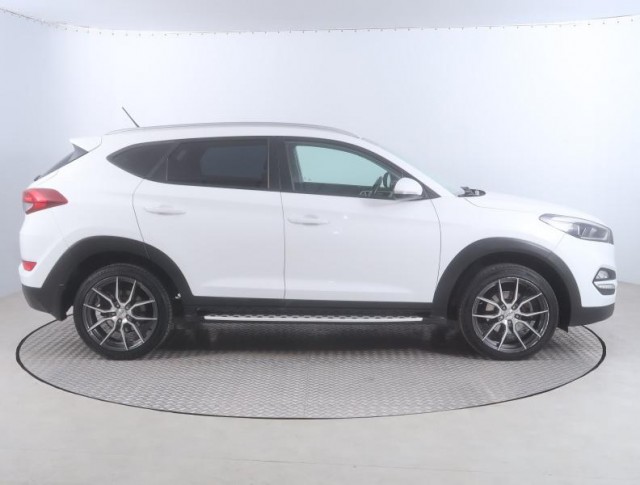 Hyundai Tucson  1.6 GDI 