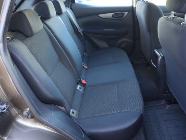 Nissan Qashqai  1.2 DIG-T 