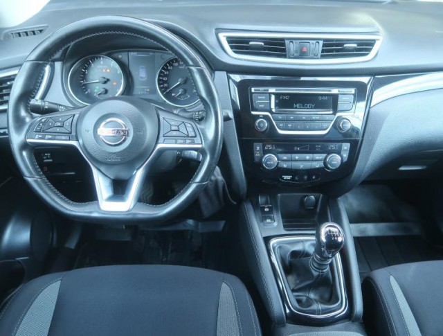 Nissan Qashqai  1.2 DIG-T 