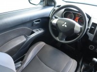 Mitsubishi Outlander  2.4 MIVEC 