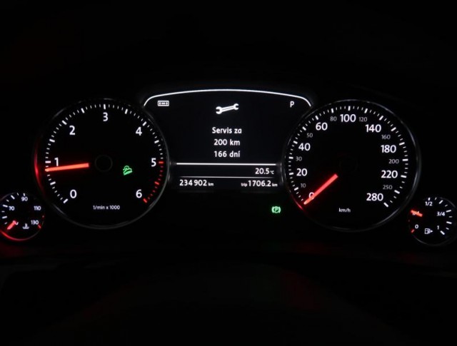 Volkswagen Touareg  3.0 TDI 