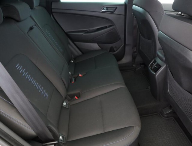 Hyundai Tucson  2.0 CRDi 
