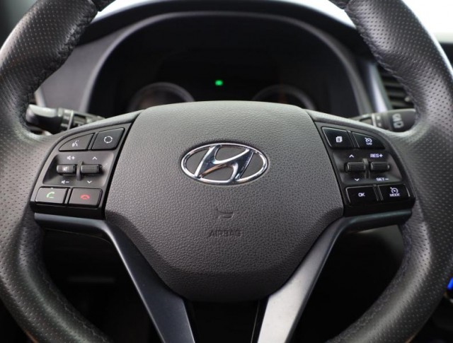 Hyundai Tucson  2.0 CRDi 