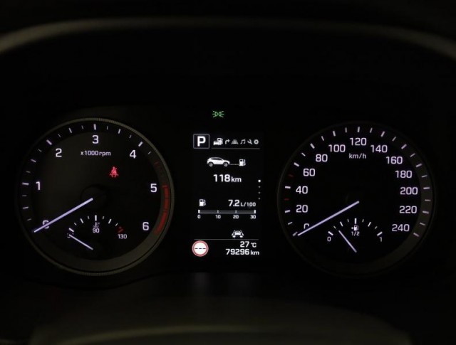 Hyundai Tucson  2.0 CRDi 