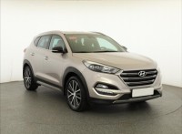 Hyundai Tucson  2.0 CRDi 
