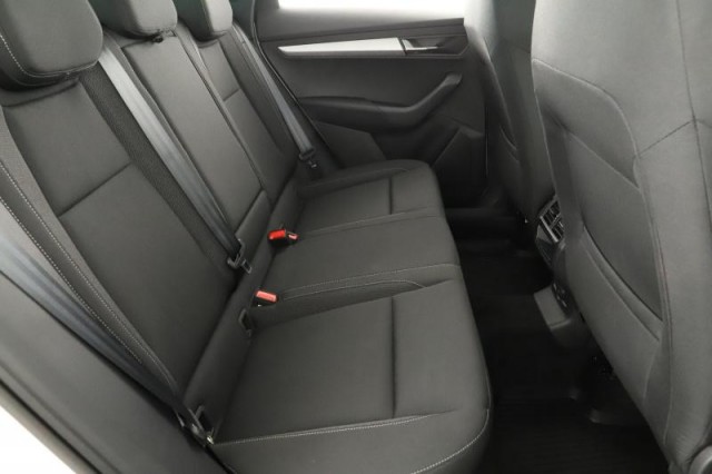 Škoda Karoq  1.5 TSI Fresh