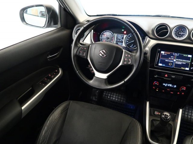 Suzuki Vitara  1.6 VVT 
