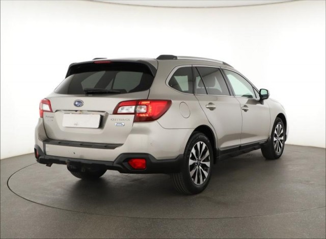 Subaru Outback  2.0 D 